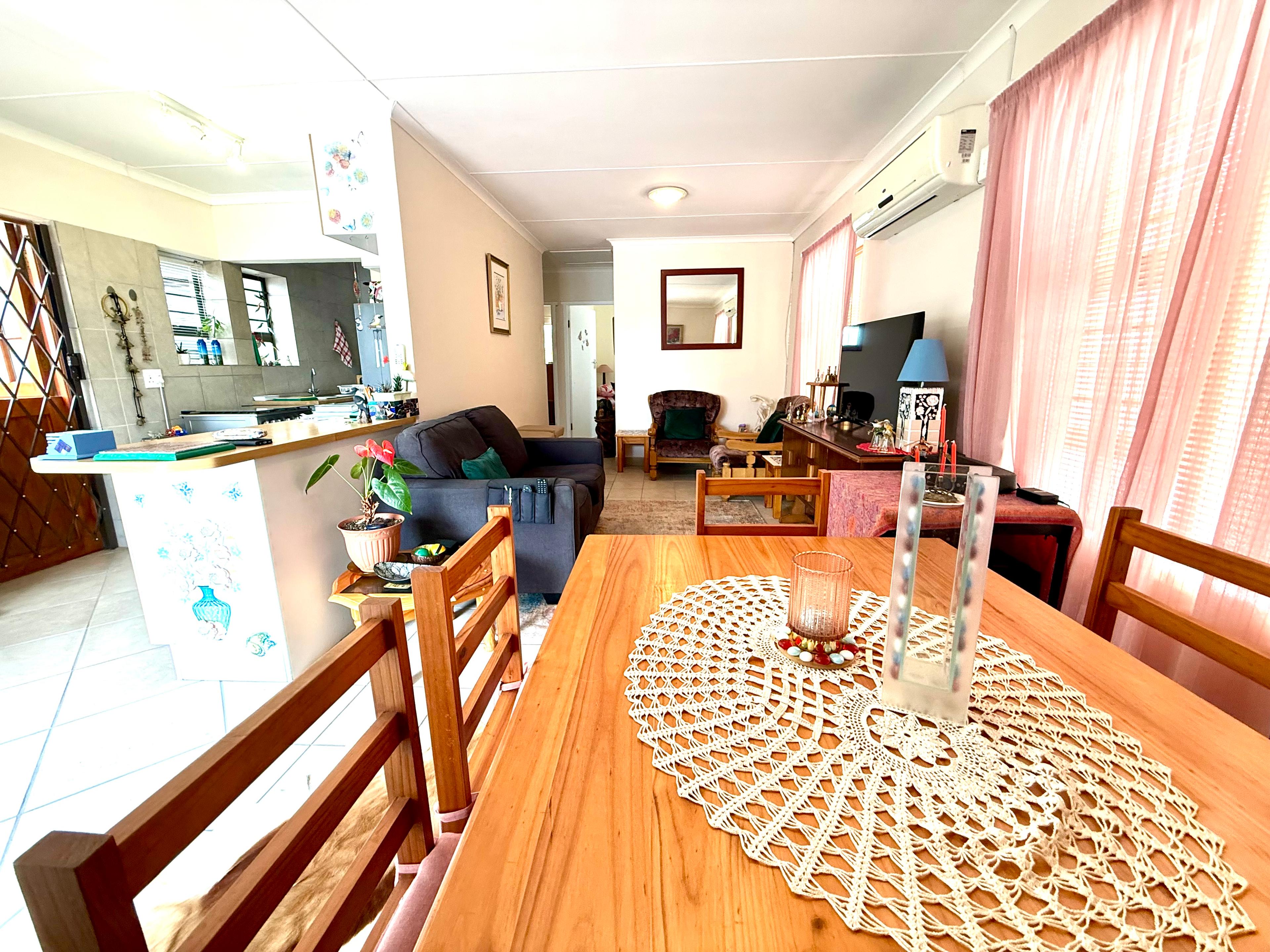 Image 4 of 6
