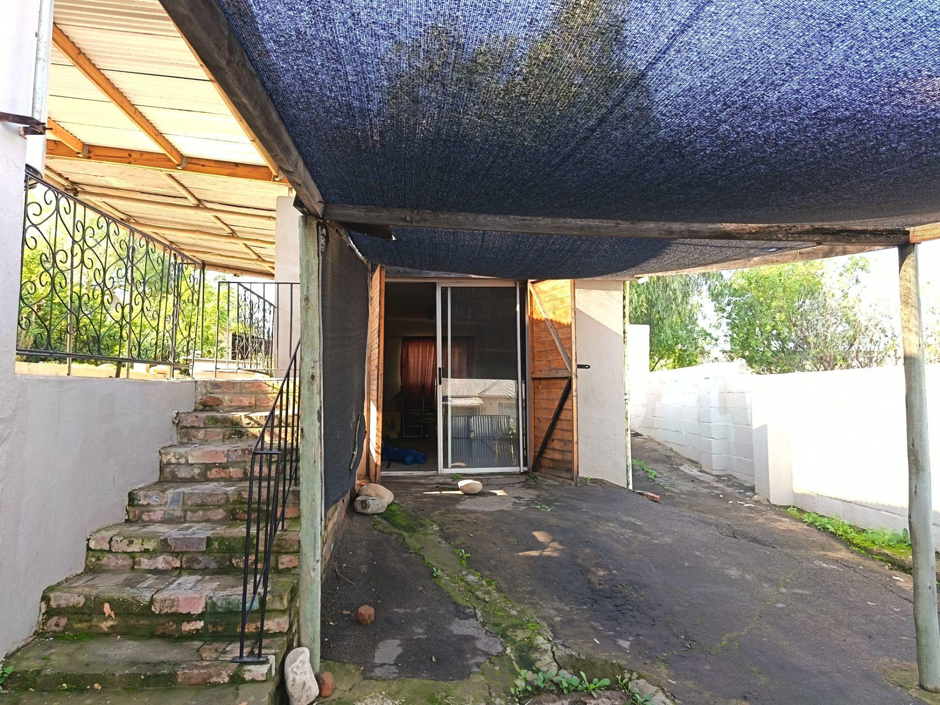 Image 1 of 6