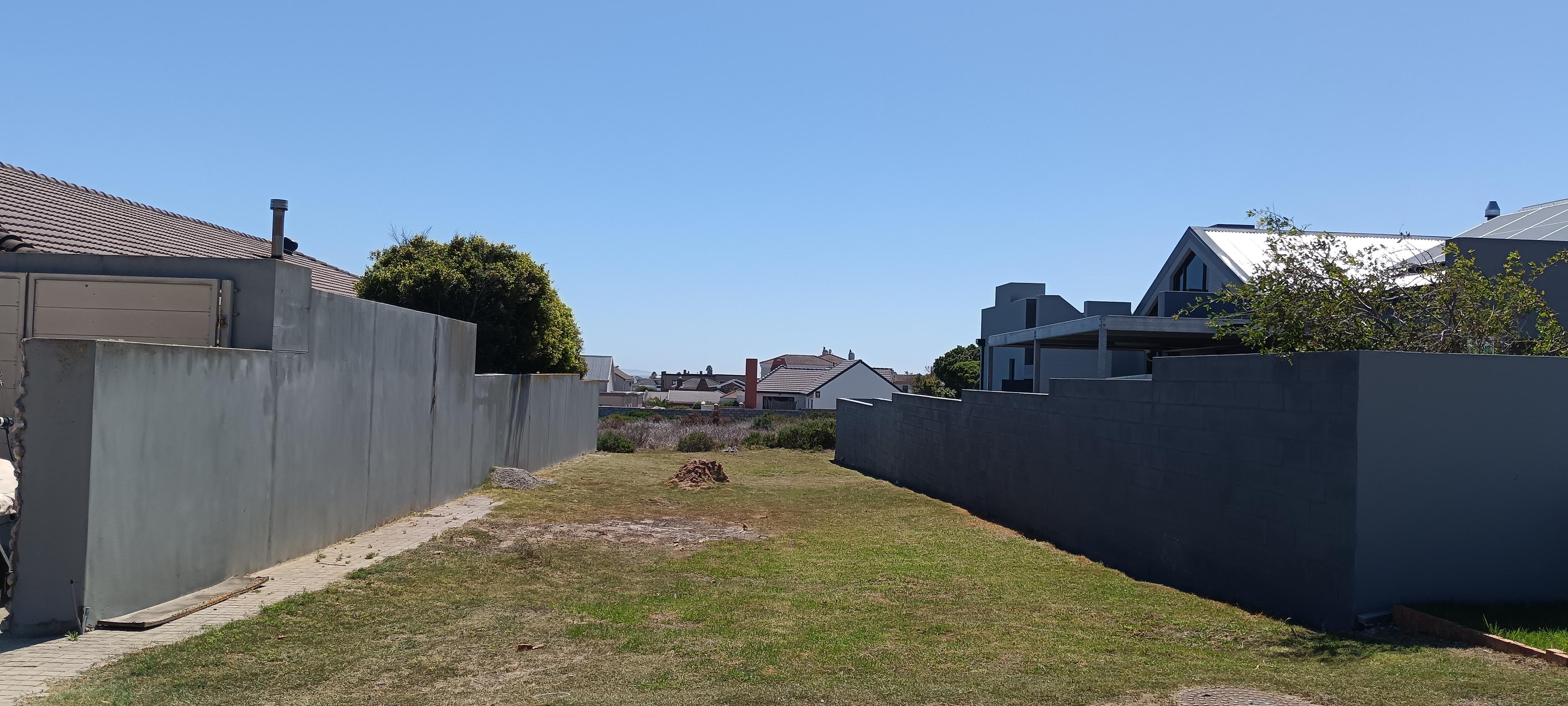Image 4 of 6