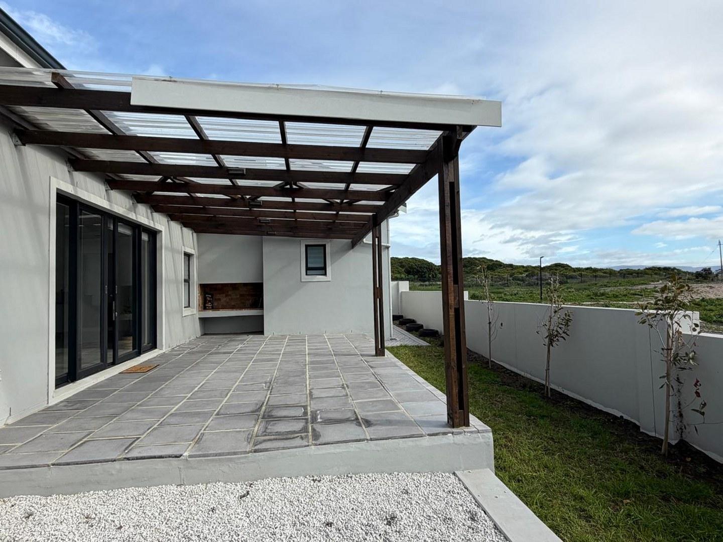 Image 4 of 6