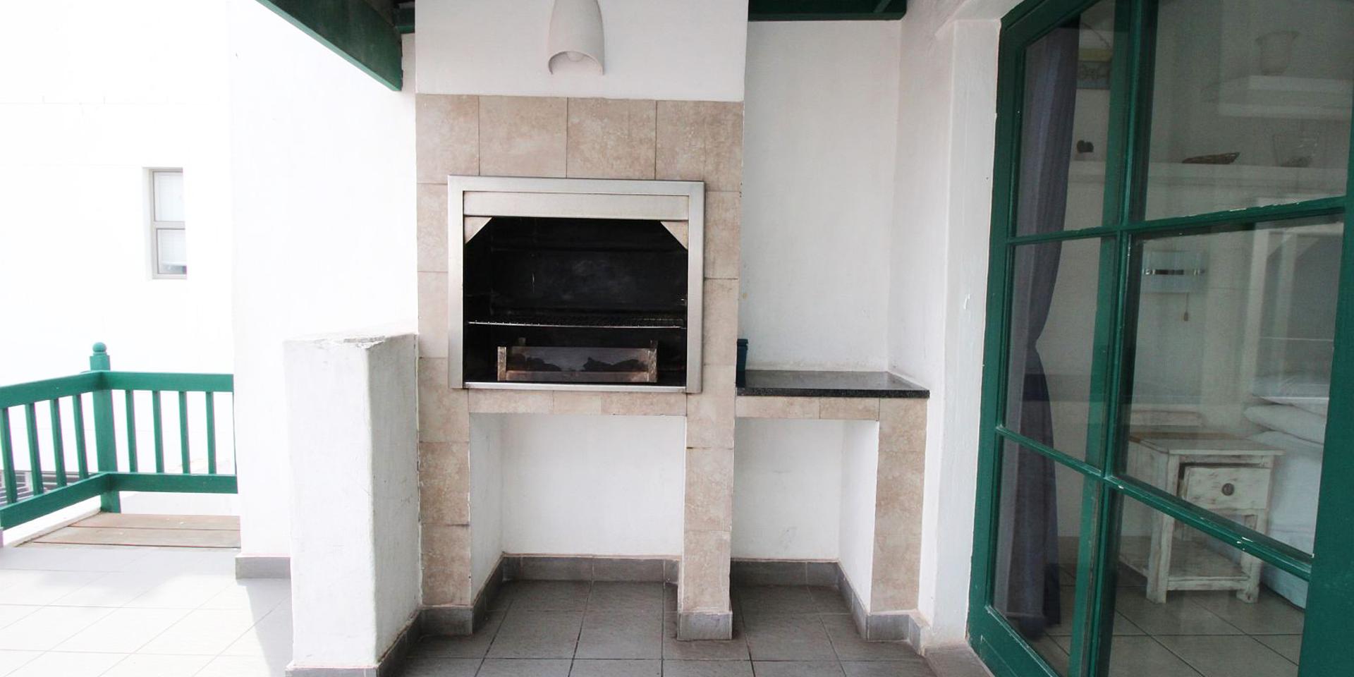 Image 3 of 6