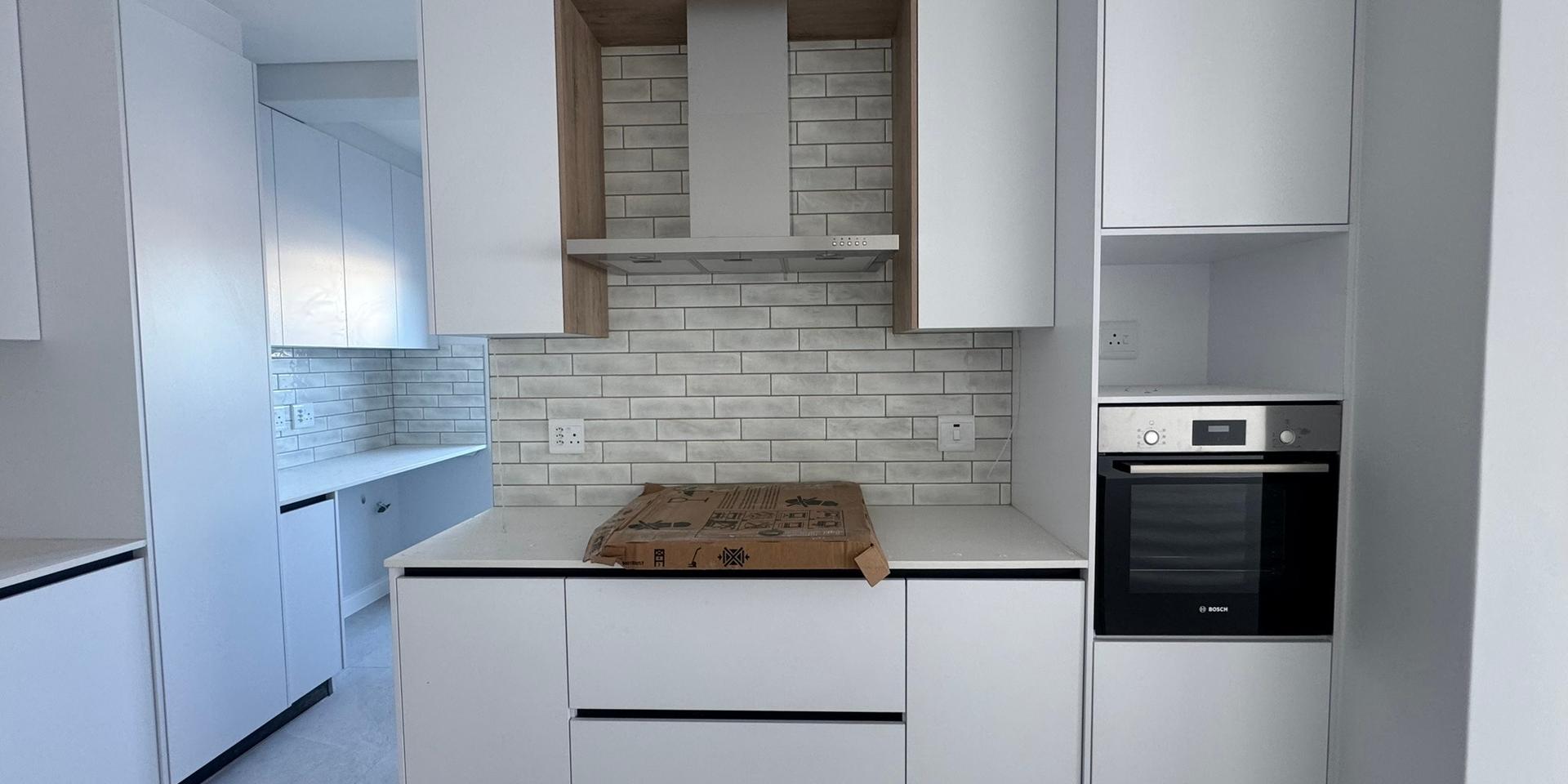 Image 4 of 6