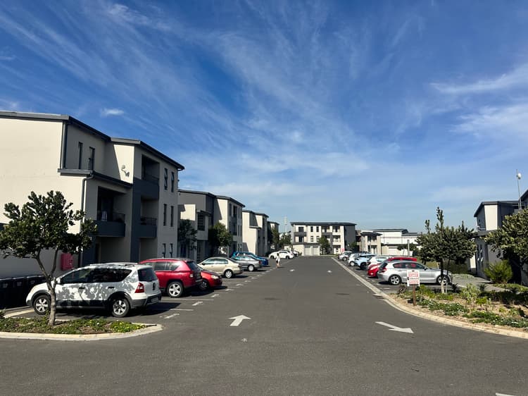 Main property image