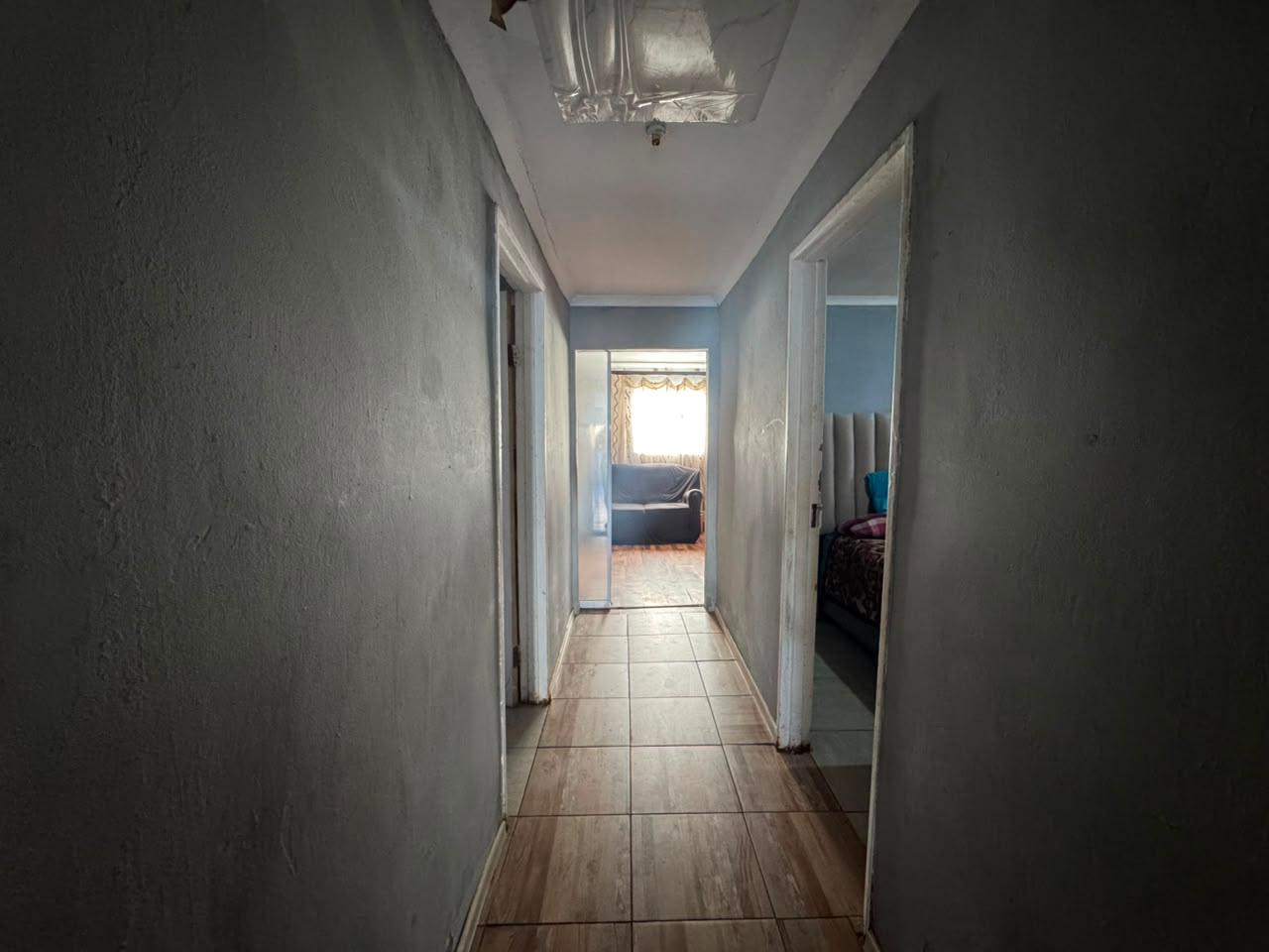 Image 12