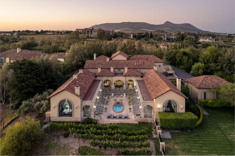 Main property image