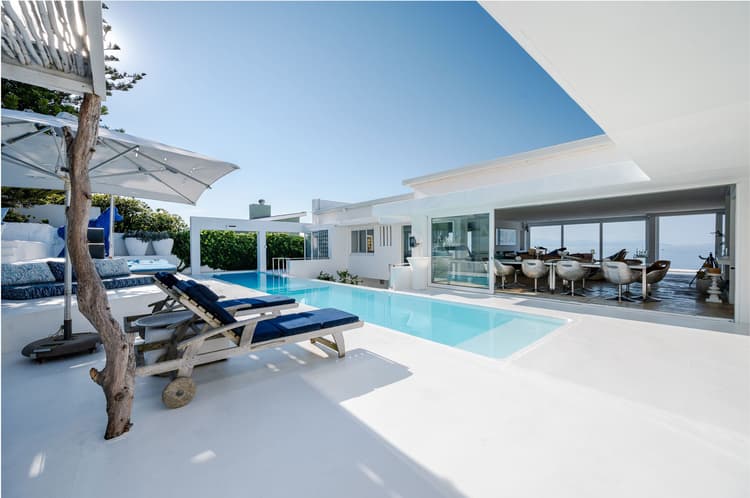 Main property image