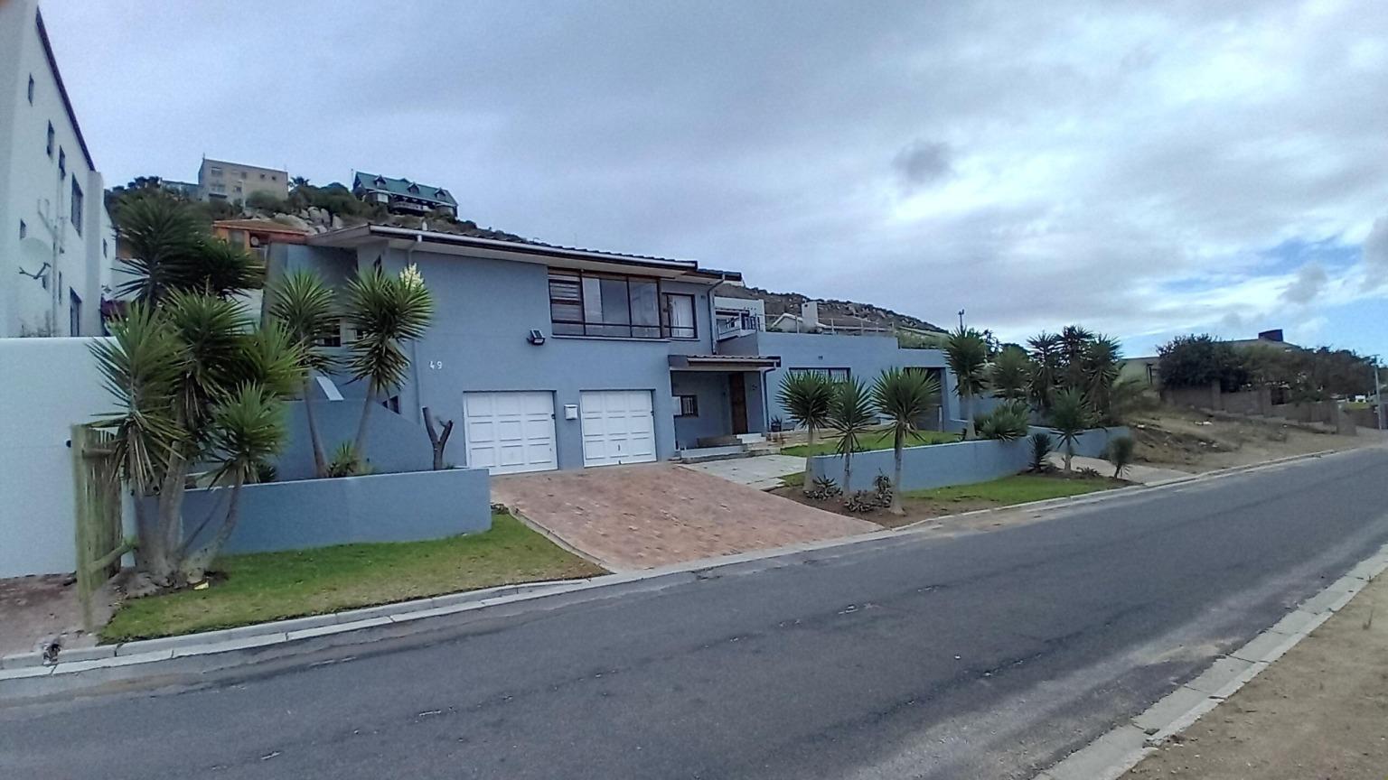 Image 4 of 6