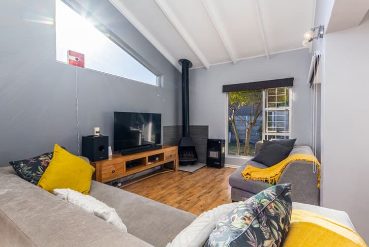 Main property image