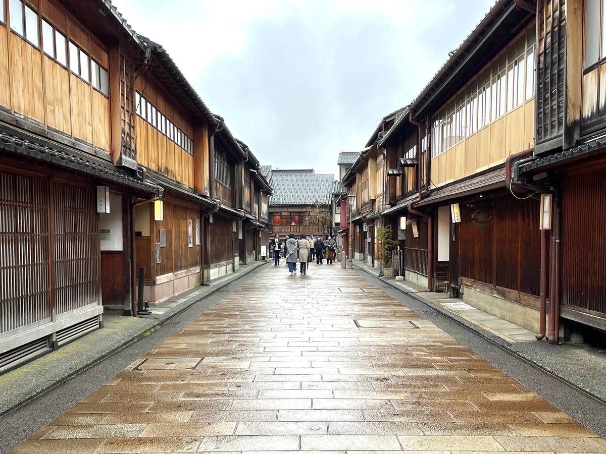 Higashichaya