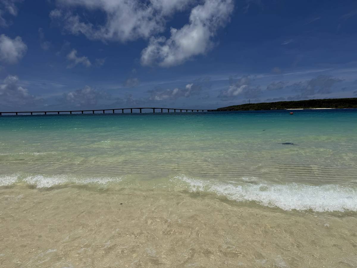 Yonaha Maehama Beach and Kurima Bridge