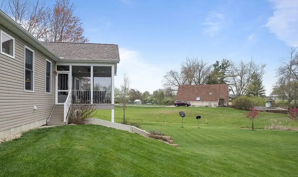 Upgryd's stunning backyard elevated deck in Pennsburg, PA, showcasing expert craftsmanship and design.