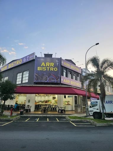 ARR Bistro Seksyen 32 Kemuning Greenville