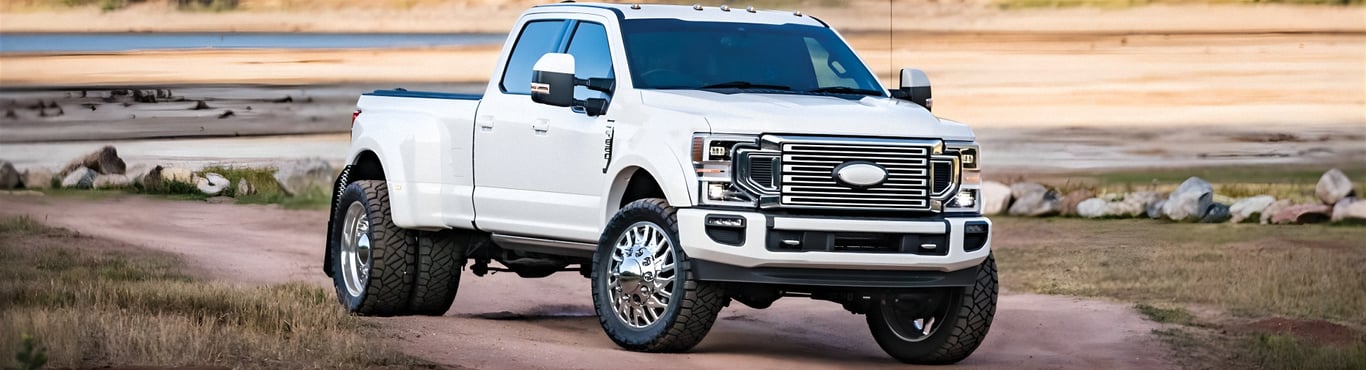An image of a heavy-duty turbodiesel truck with a double axle. Protect your turbodiesel HD pickup truck engines by using only top-tier full synthetic Fleece Freedom Series diesel oil.