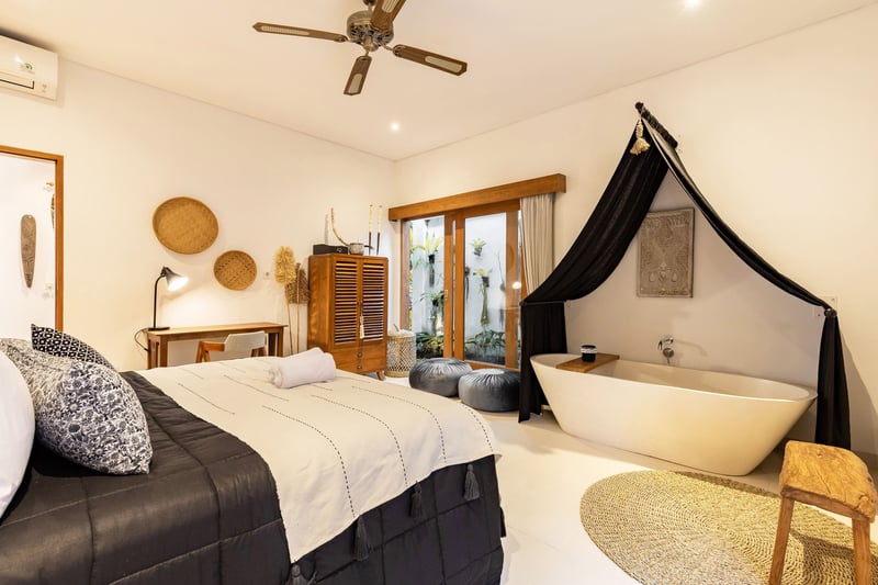 La Bohemia Ubud: Luxe 4BR villa with Natural Pool 35