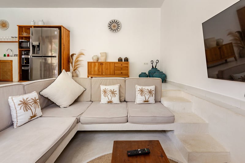 Chic 3BR Pool Villa • Canggu • Walk to Reload Gym 7