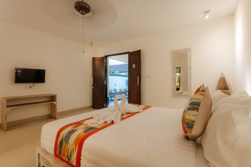 Villa Sri Seminyak - 3 Bedroom Stylish Pool Villa! 24