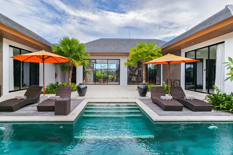 Lavatera Villa 32
