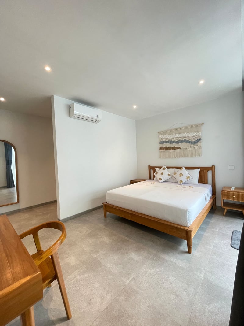 Sunflower Bali Villa 3BR Legian Double Six Beach 17