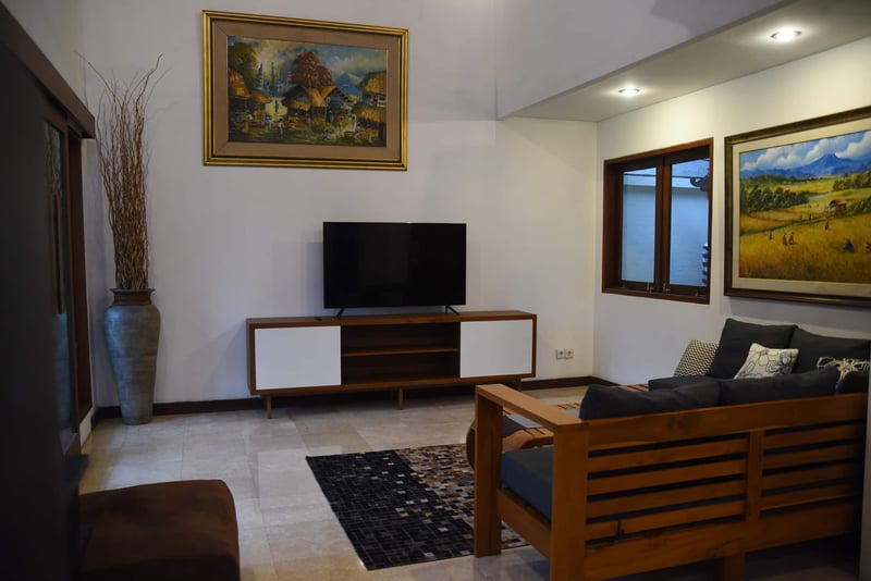 Walks to the beach - Villa with Gazebo 10