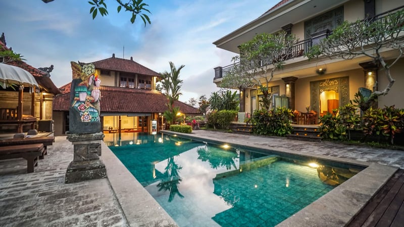 6 Bedroom villa with rice field view 1