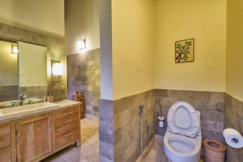 Balinese Antiques 2BR Villa 15 Mins to Ubud Centre 28