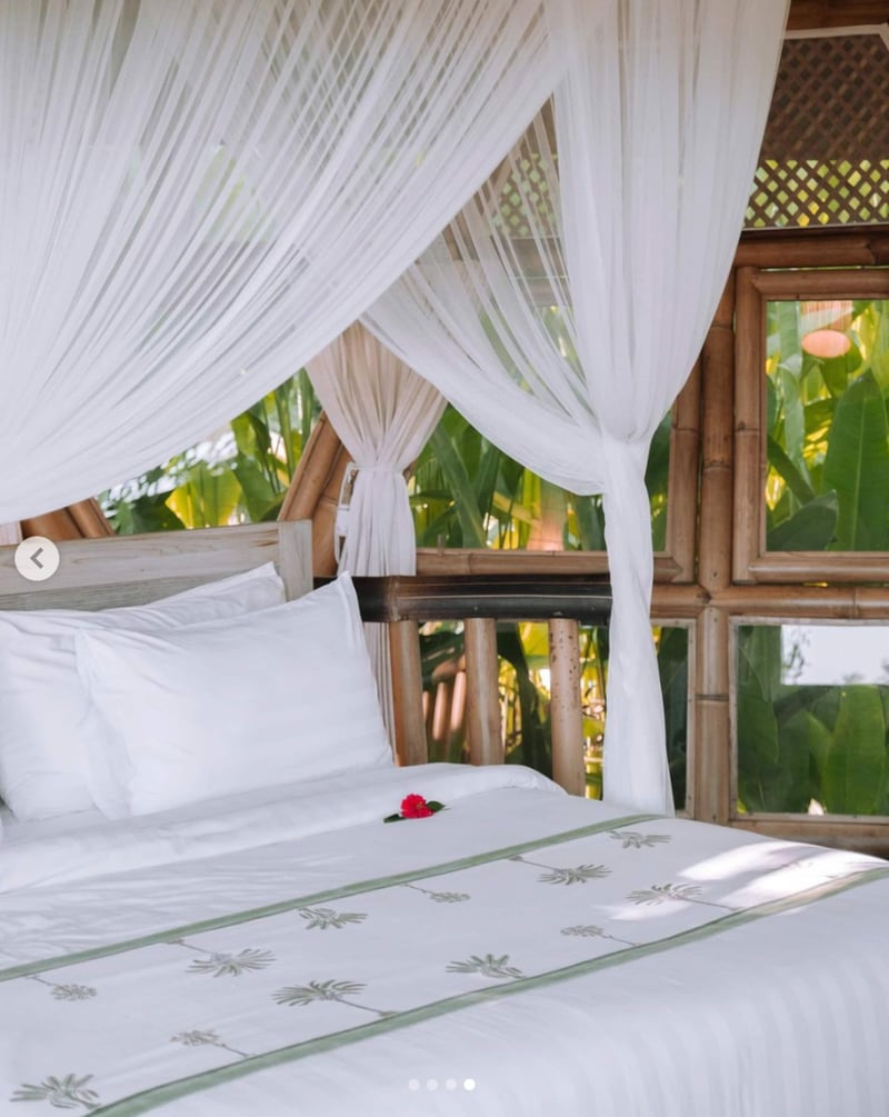 Beautiful Bamboo Treehouse w/ Jungle & Valley View — photo 5