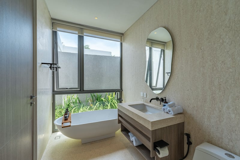Akar - Elegant 4BR Villa in the Heart of Berawa 27