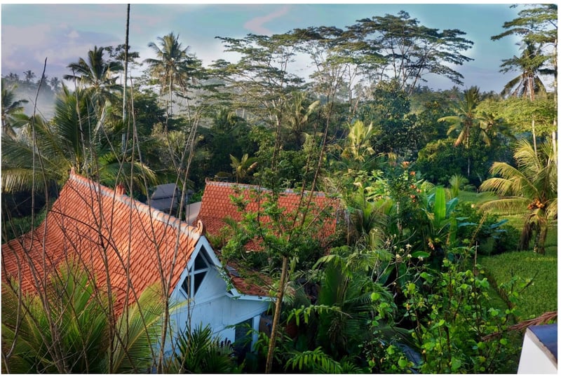 Romance in a Bygone Era Bungalow 1