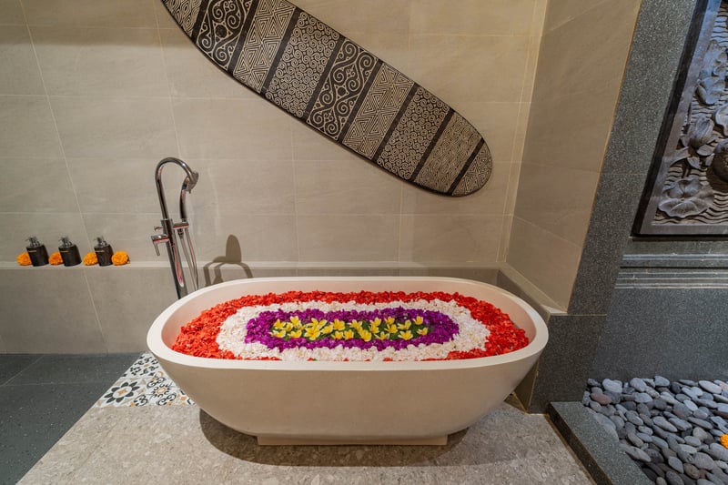 Luxury 1-BR Romantic Balinese Private Villa Ubud 37