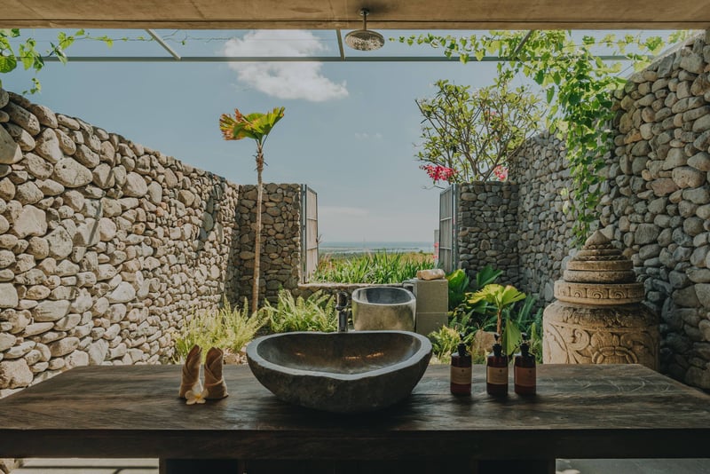 Villa ManJul 19