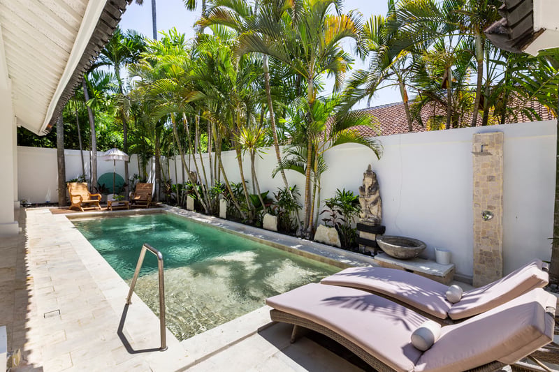 Romantic 2BR Pool Villa • Petitenget Hideaway — photo 2
