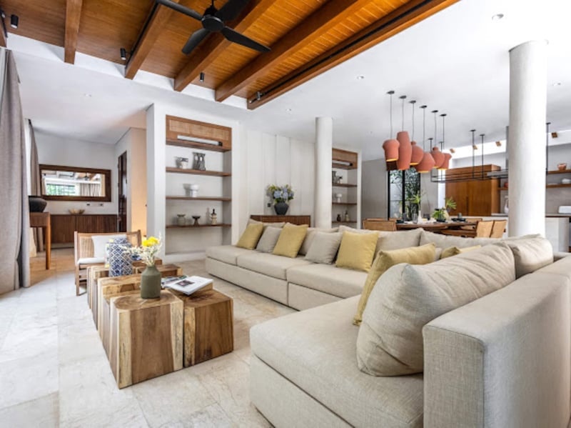 Lux 3BR Rooftop BBQ |near FINNS Atlas | Berawa 9