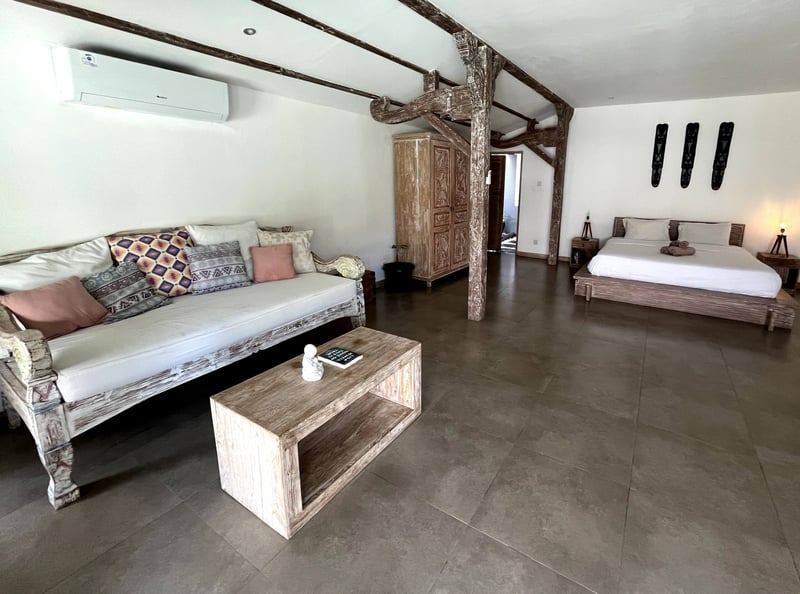 Huge 20m Private Pool / Balinese Style Villa 21