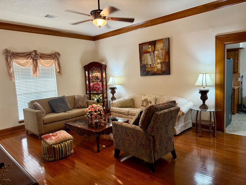Cozy Garden Stay in Pasadena | Centrally Located 1