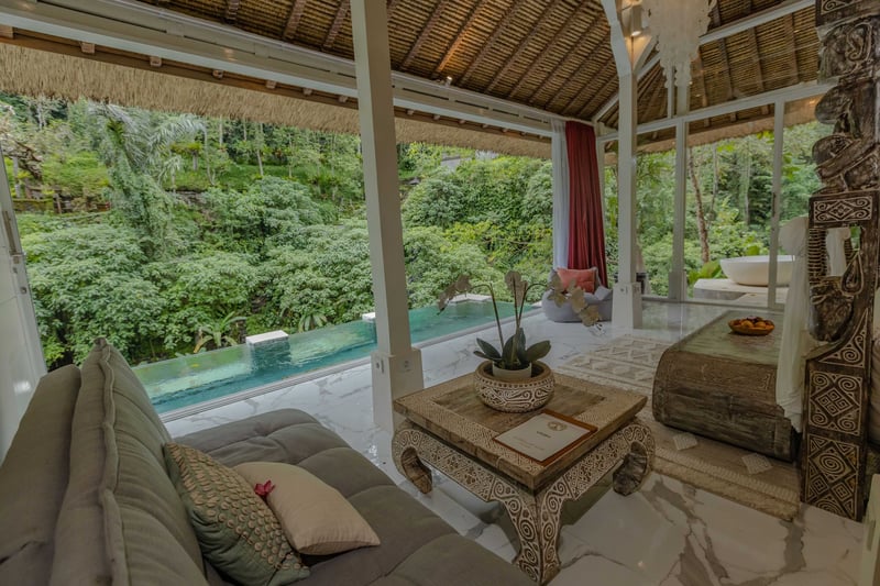 Glass Pool River/Jungle Villa @ VillaCellaBella 6