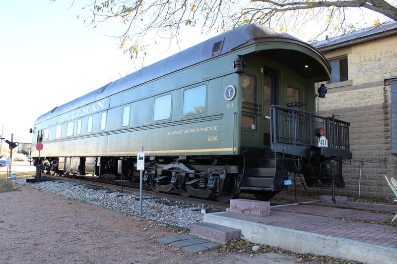 Pullman Train Car — photo 4