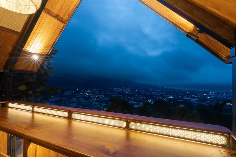 Cabin in the Clouds nestled in Bali's Mountains 31