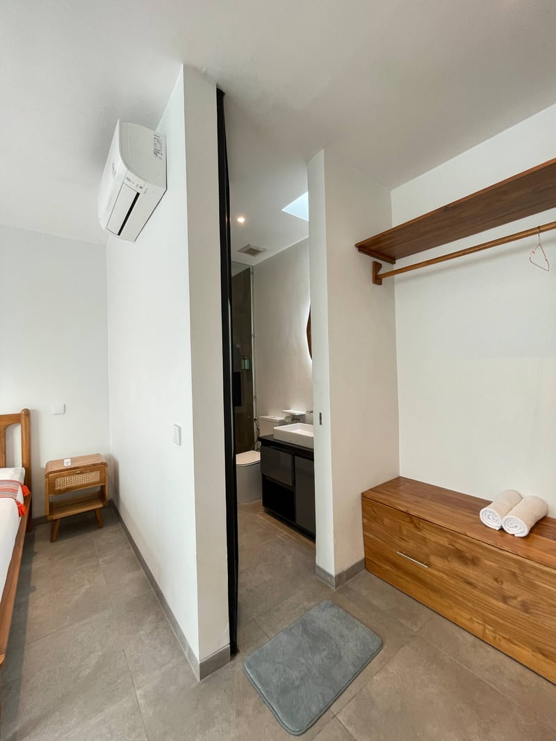 Sunflower Bali Villa 3BR Legian Double Six Beach 26