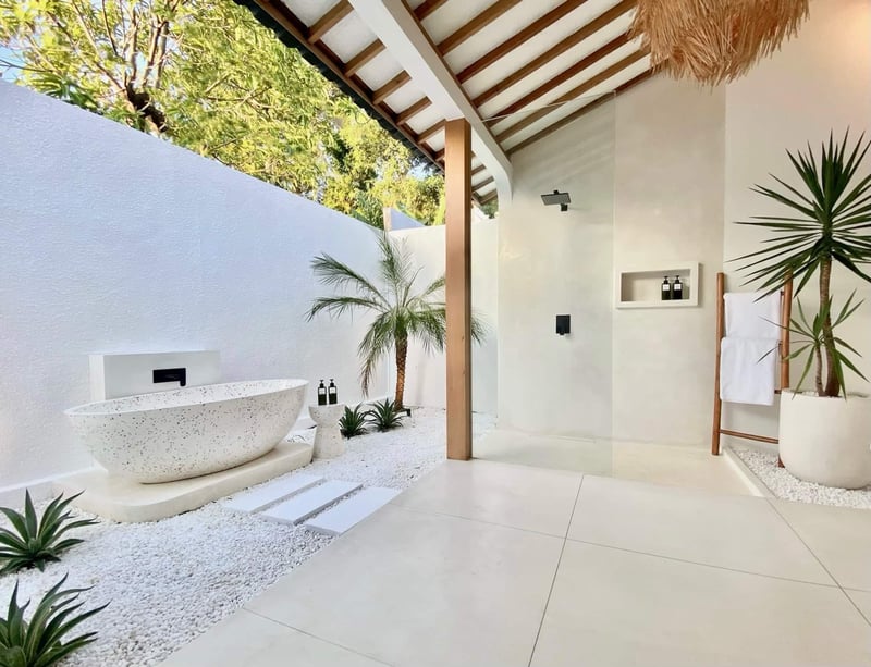 Brand New Private 3 BR Villa Sabarraca, Seminyak 14