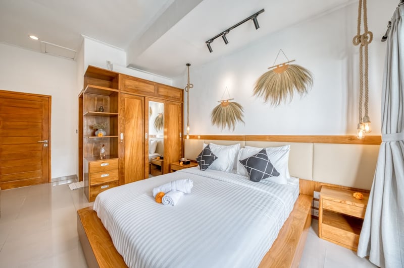 Holy's Villa 18