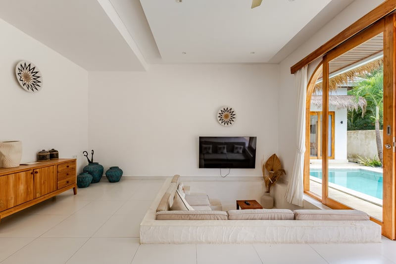 Chic 3BR Pool Villa • Canggu • Walk to Reload Gym 13