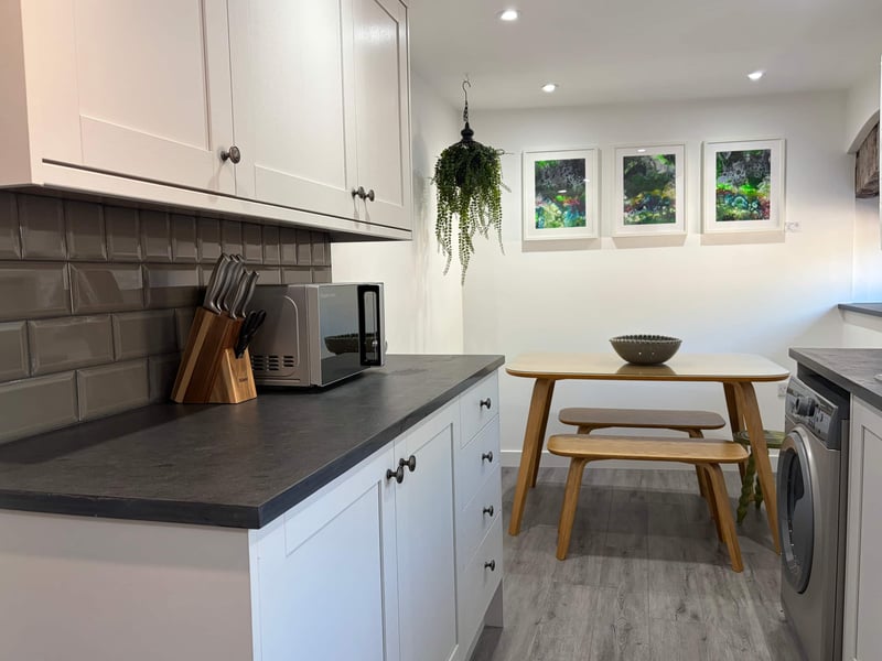 10 Crickhowell Cottages, Town Centre Location 24