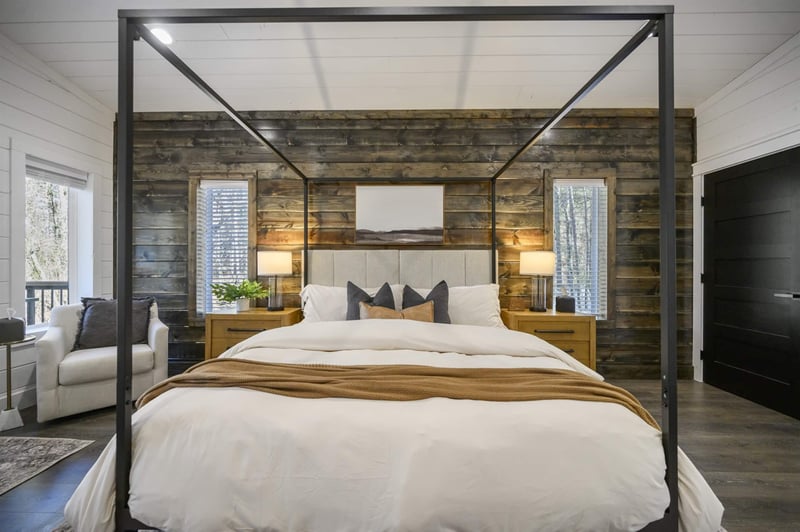 Romantic, Spacious, Modern Cabin — photo 4