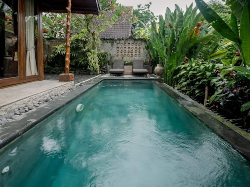 Pabuan Villa, private, bergaya etnik dan romantis 28