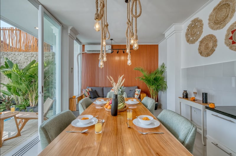 Holy's Villa 34