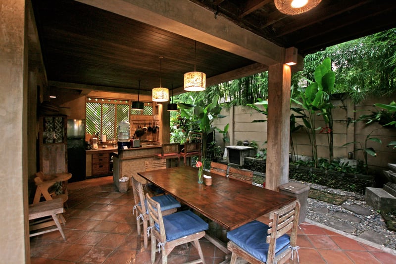 Noka House: Wabi-sabi Artist Eco Villa in Ubud 12