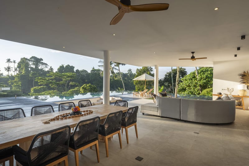 Supreme Villa 4BR Ubud Epic Pool Sunrise Canyon 26