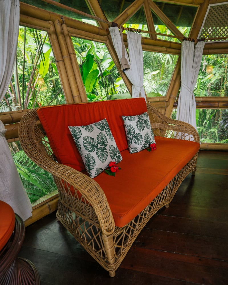 Beautiful Bamboo Treehouse with Waterfall & Pool — photo 3