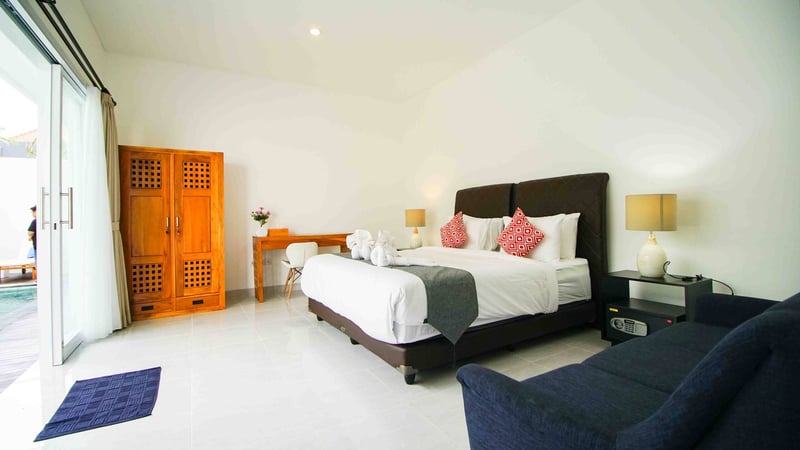 Seminyak - Villa Akmali 2BR w/Pool 5mins to Beach 24