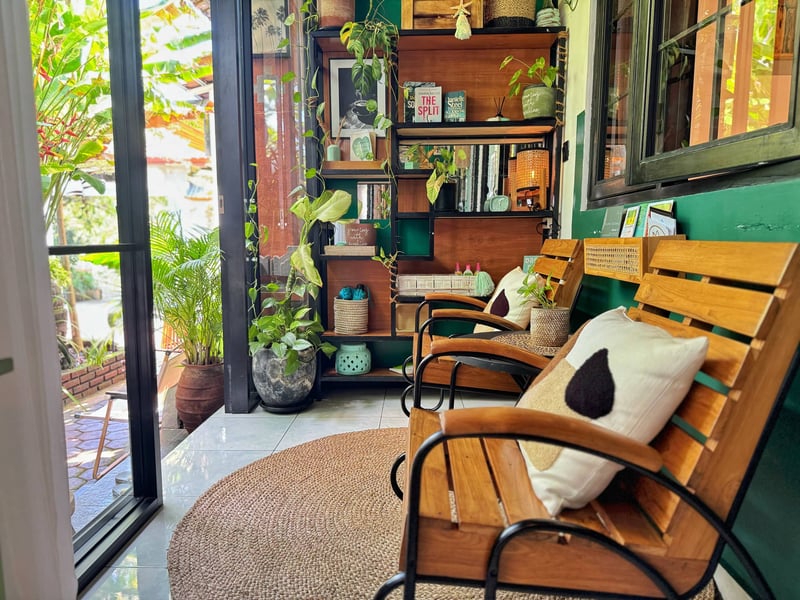 Stylish space, 2 mins walk to Kudeta Beach 6
